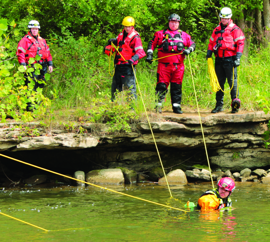 Water Rescues Chicago Area responders participate in water rescue training - Morning Journal